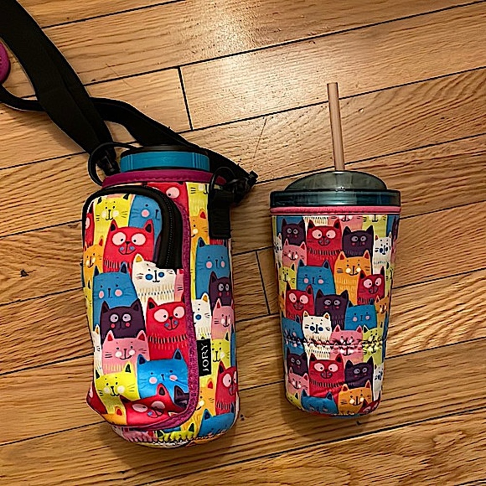 New water bottles and covers for the cat lover!